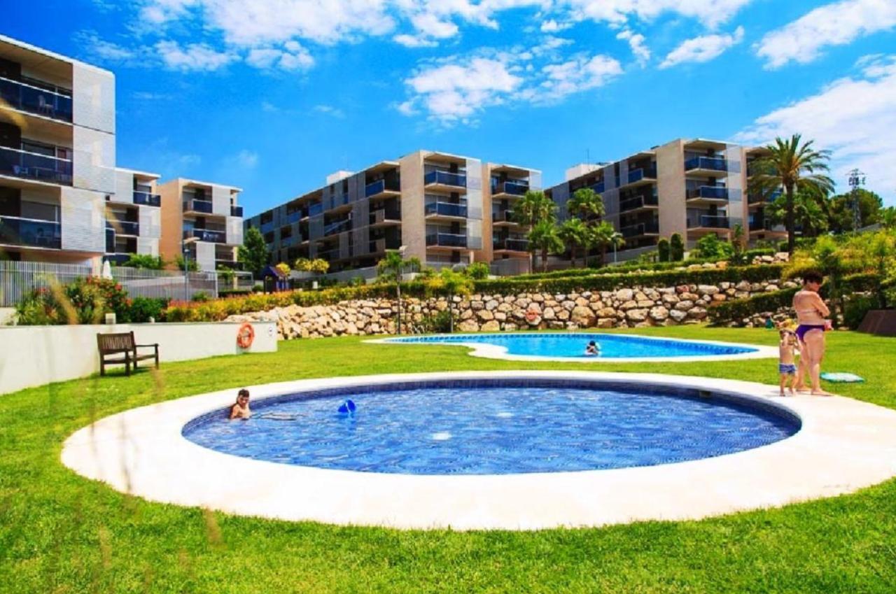 Paradise Village Hogaristic Salou Exteriör bild